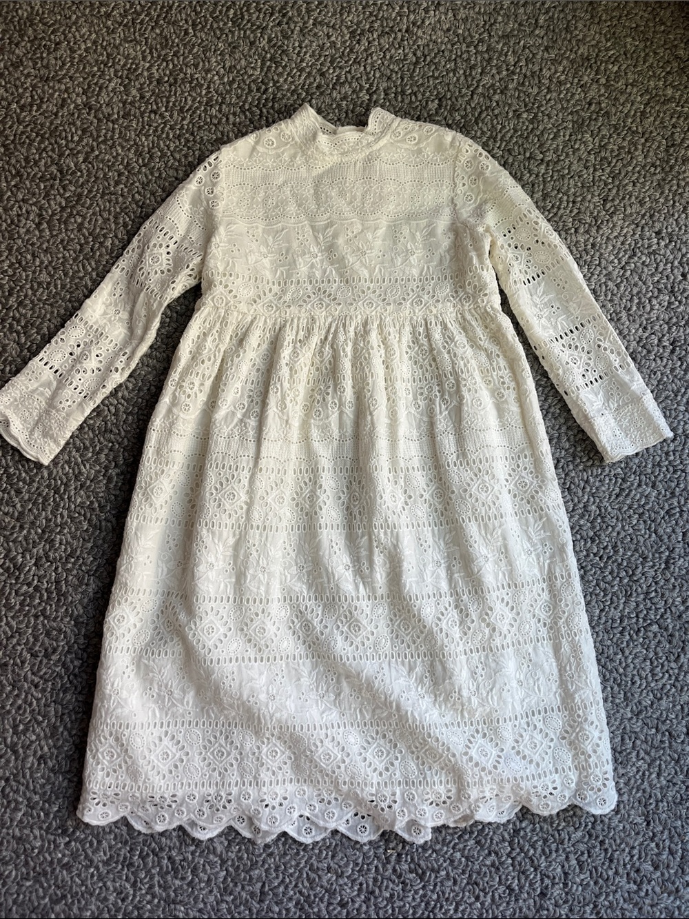 Bonpoint White Eyelet Lace Long Sleeve Girls Dress